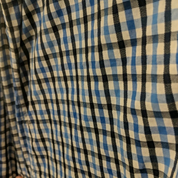 Express button down - Picture 2 of 2